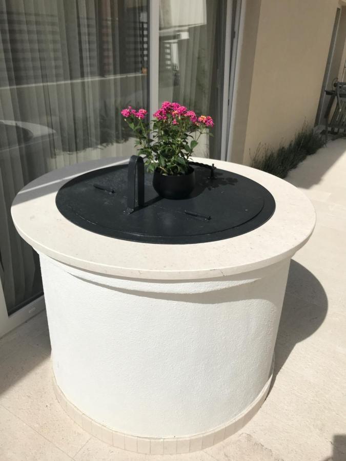 Apartman Festini Pag Pag Town Exterior foto