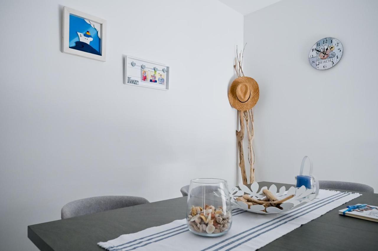 Apartman Festini Pag Pag Town Exterior foto