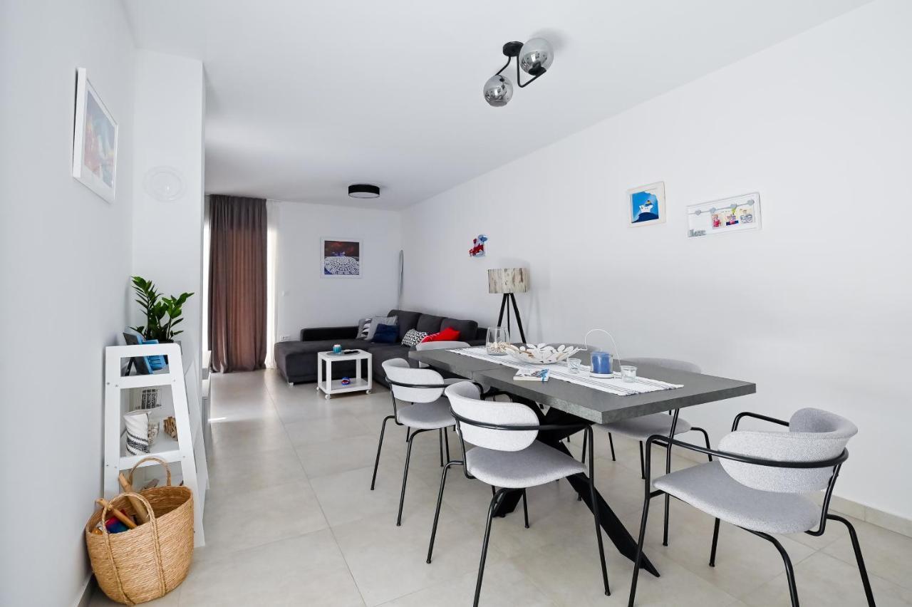 Apartman Festini Pag Pag Town Exterior foto